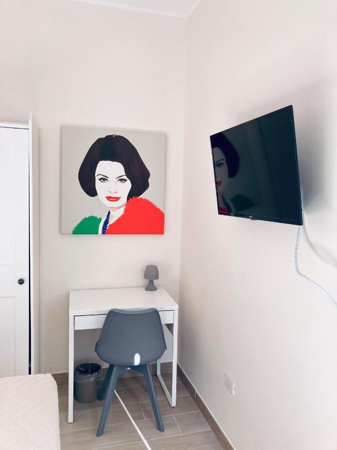 נאפולי Casa Donna Francy City Center מראה חיצוני תמונה