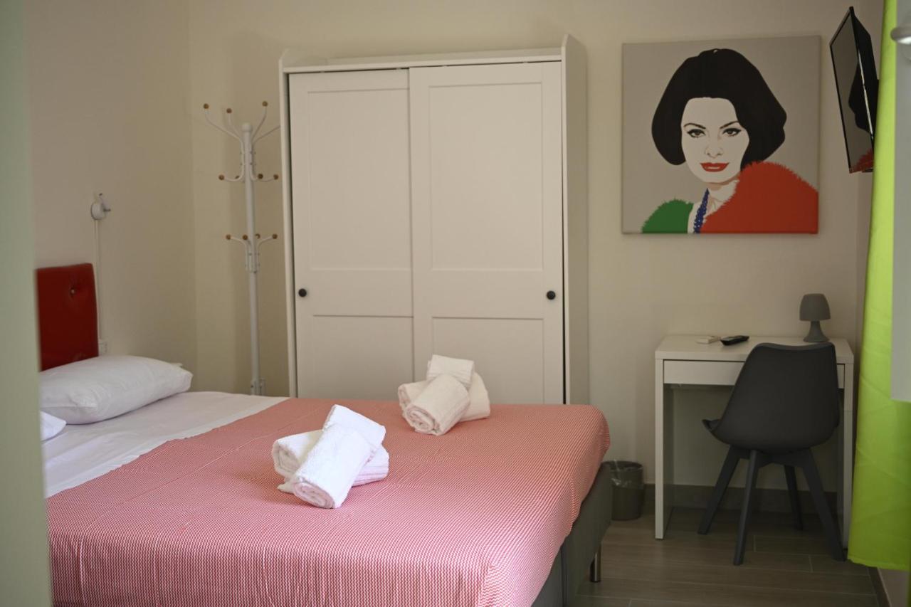 נאפולי Casa Donna Francy City Center מראה חיצוני תמונה